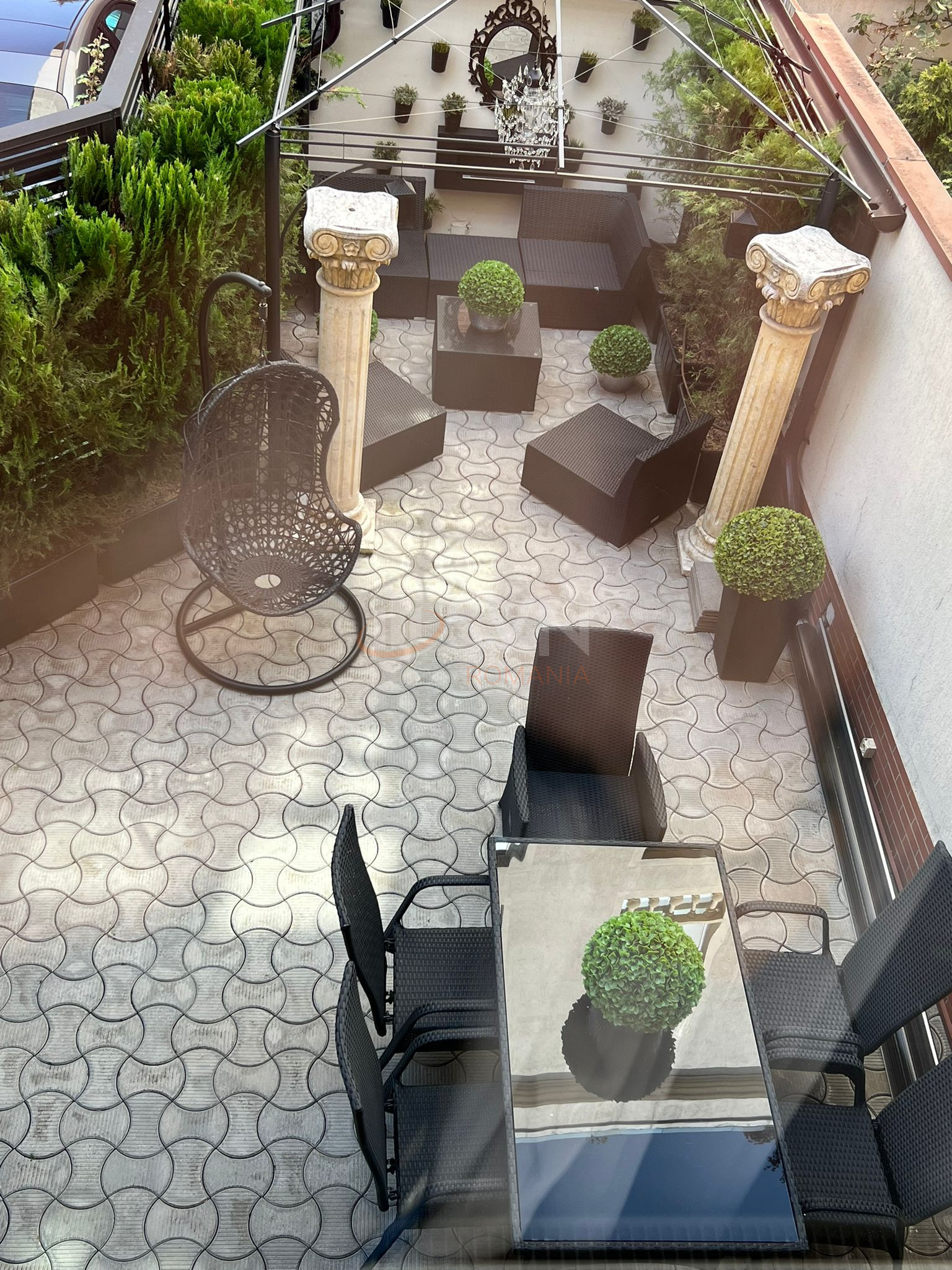 4 camere cu loc parcare exterior inclus Bucuresti/Herastrau