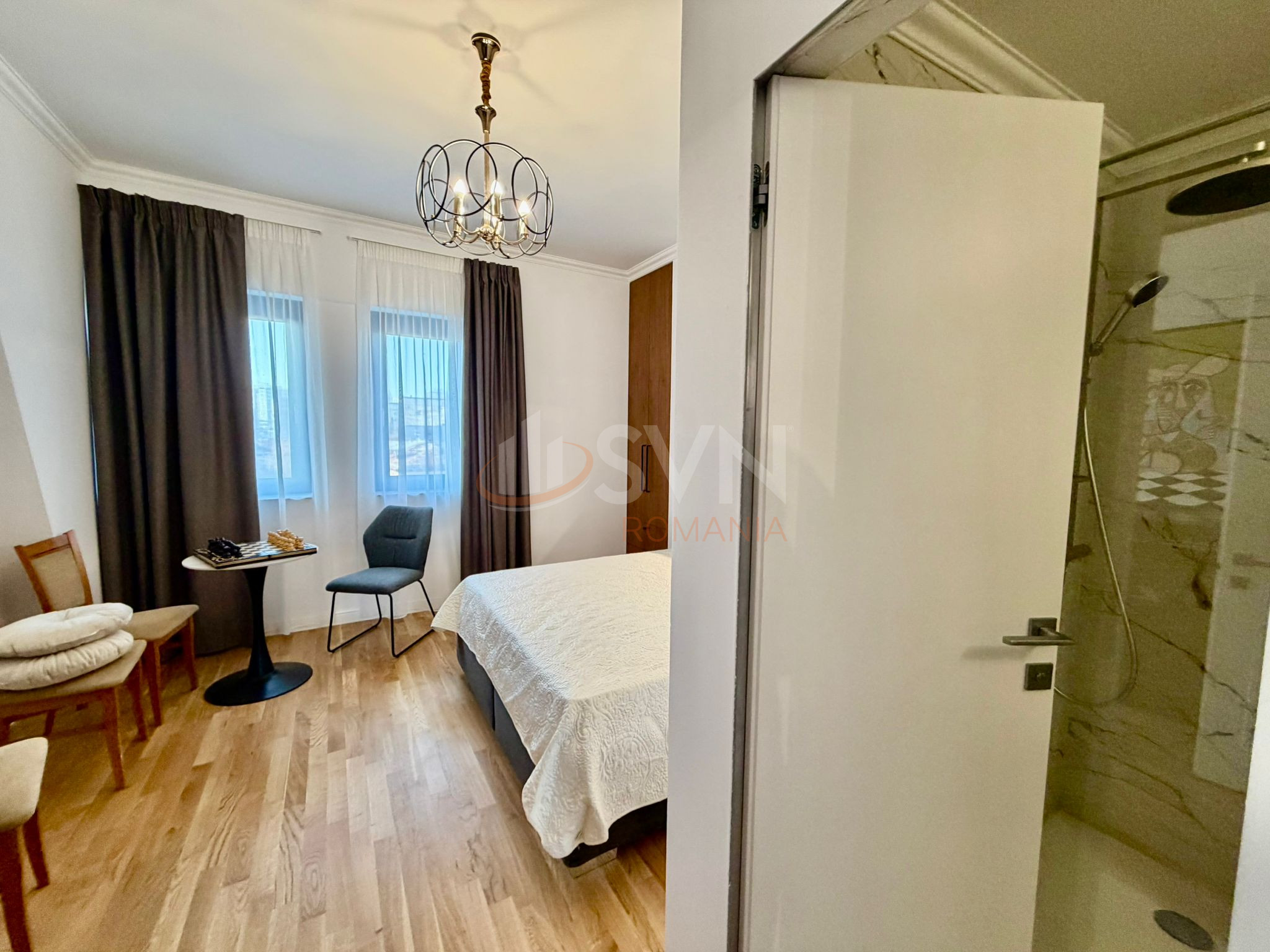 4 camere cu loc parcare exterior inclus Bucuresti/Piata Victoriei