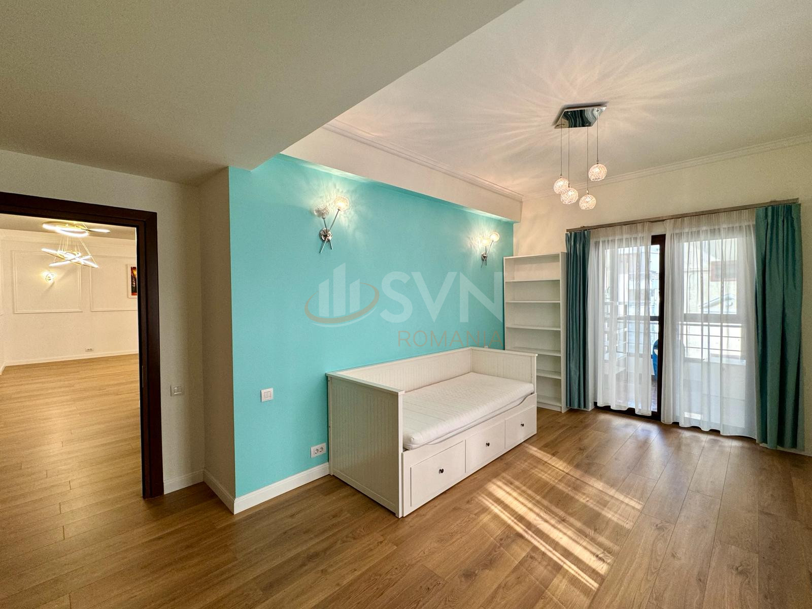 4 camere cu loc parcare exterior inclus Bucuresti/Herastrau