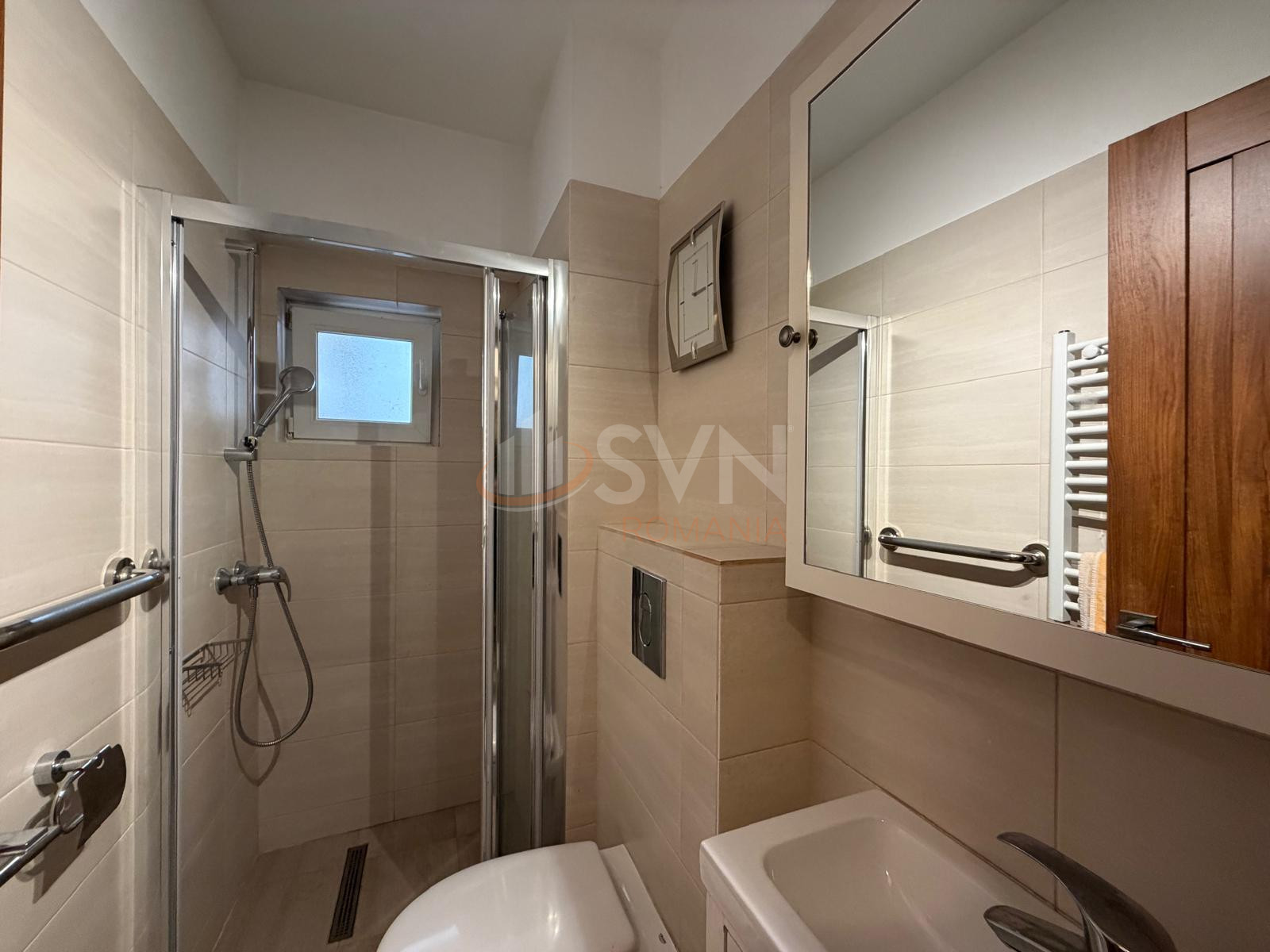 4 camere cu loc parcare exterior inclus Bucuresti/P-ta Unirii