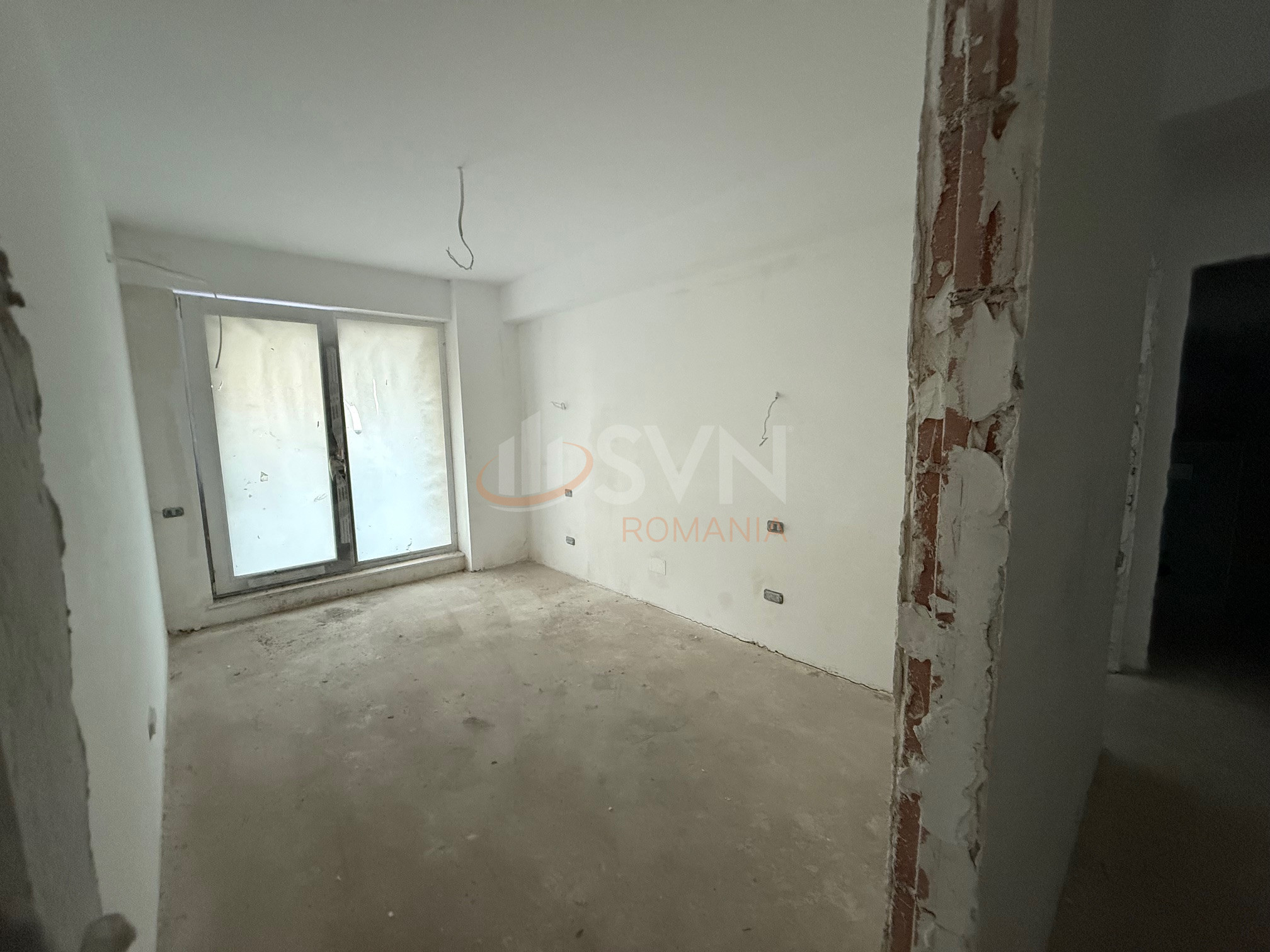 4 camere cu loc parcare exterior inclus Bucuresti/P-ta Unirii