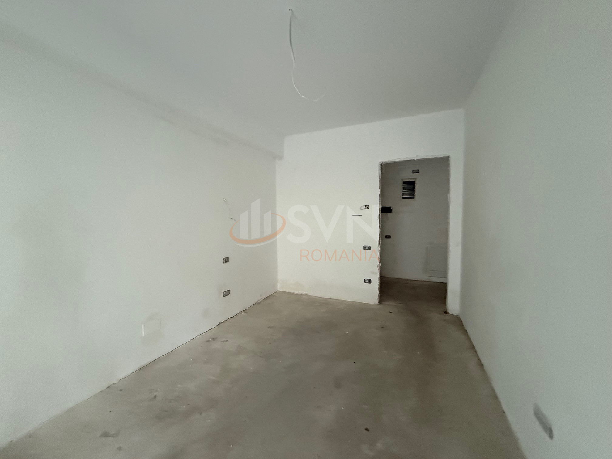 4 camere cu loc parcare exterior inclus Bucuresti/P-ta Unirii