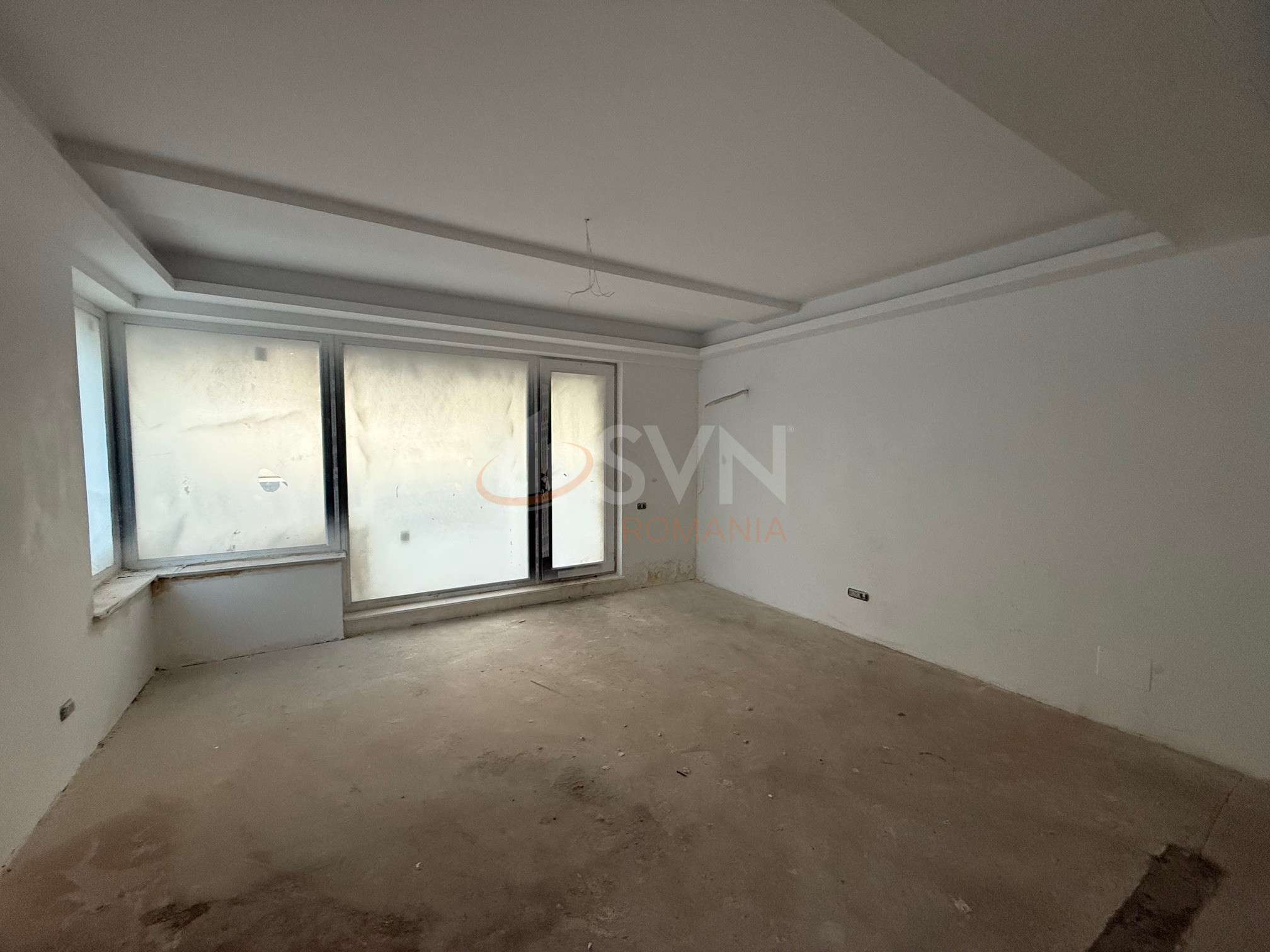4 camere cu loc parcare exterior inclus Bucuresti/P-ta Unirii