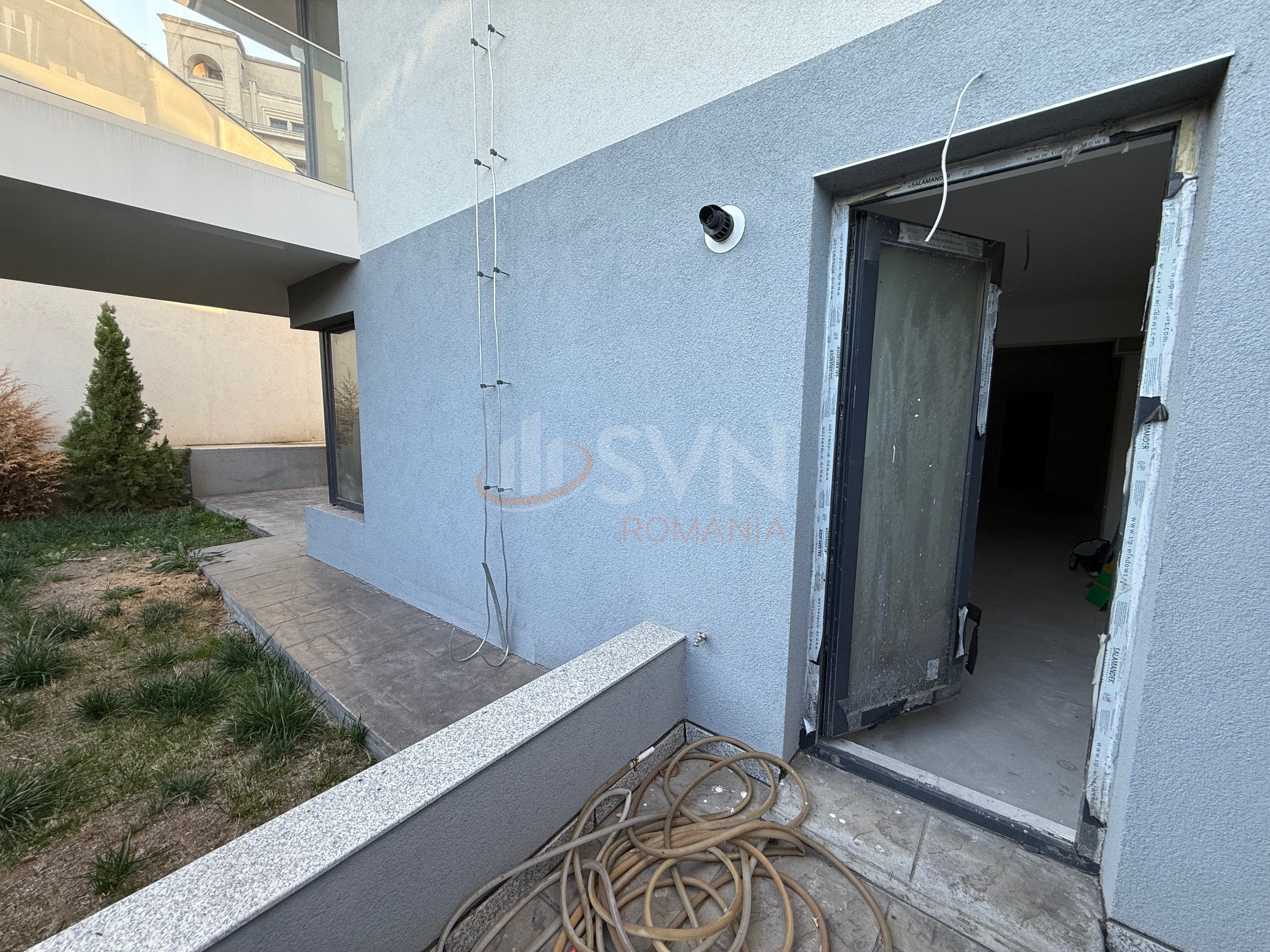 4 camere cu loc parcare exterior inclus Bucuresti/P-ta Unirii