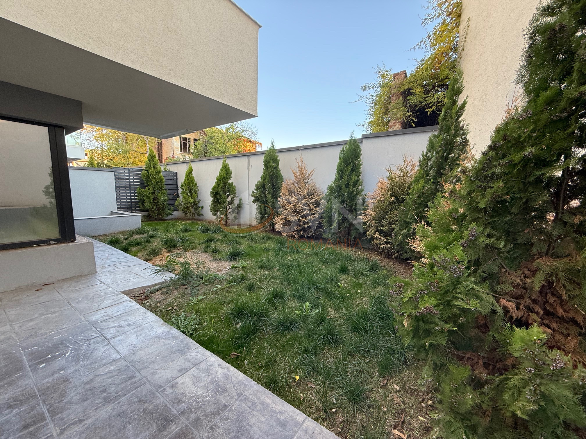 4 camere cu loc parcare exterior inclus Bucuresti/P-ta Unirii