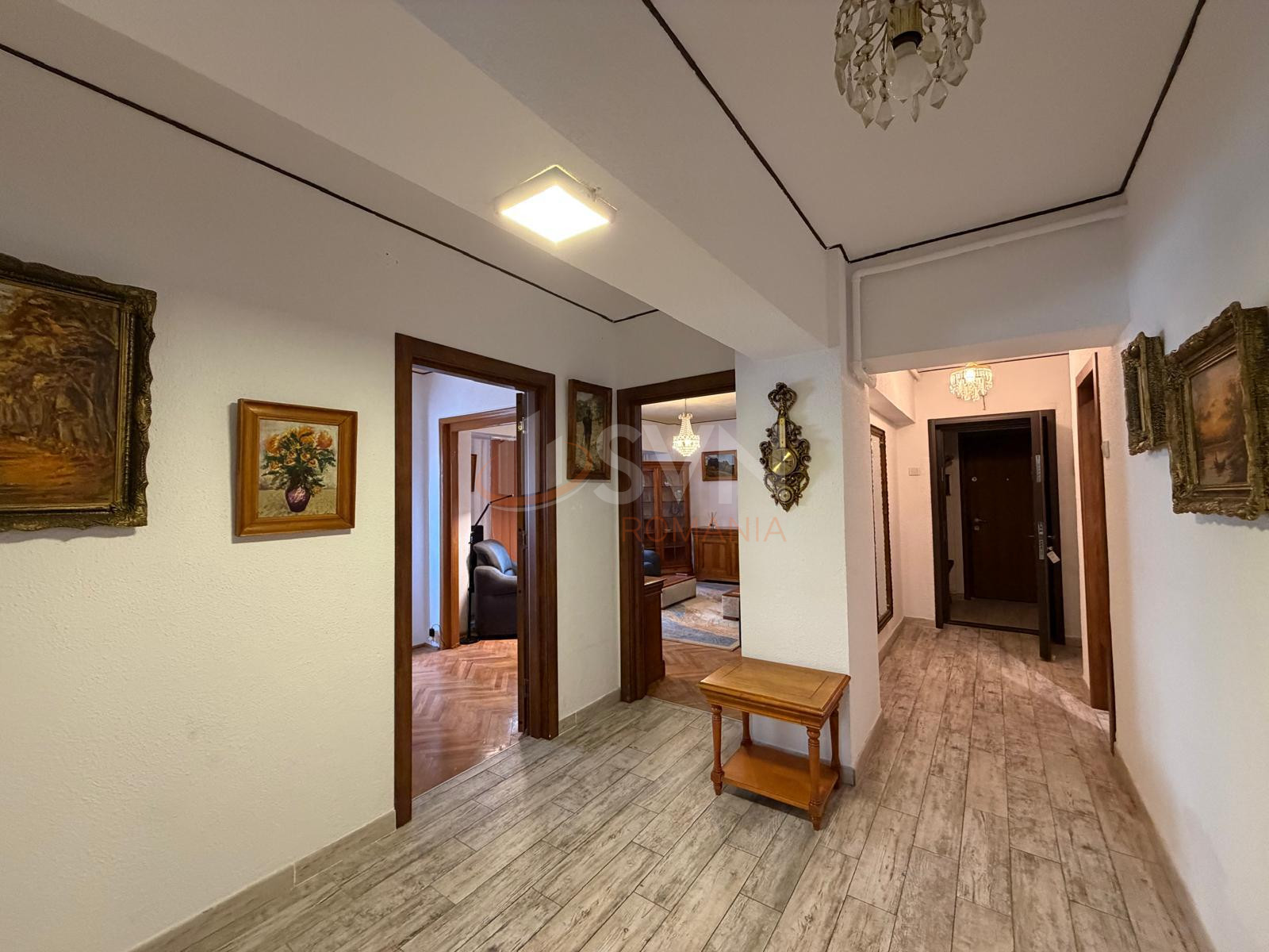 4 camere cu loc parcare exterior inclus Bucuresti/P-ta Unirii