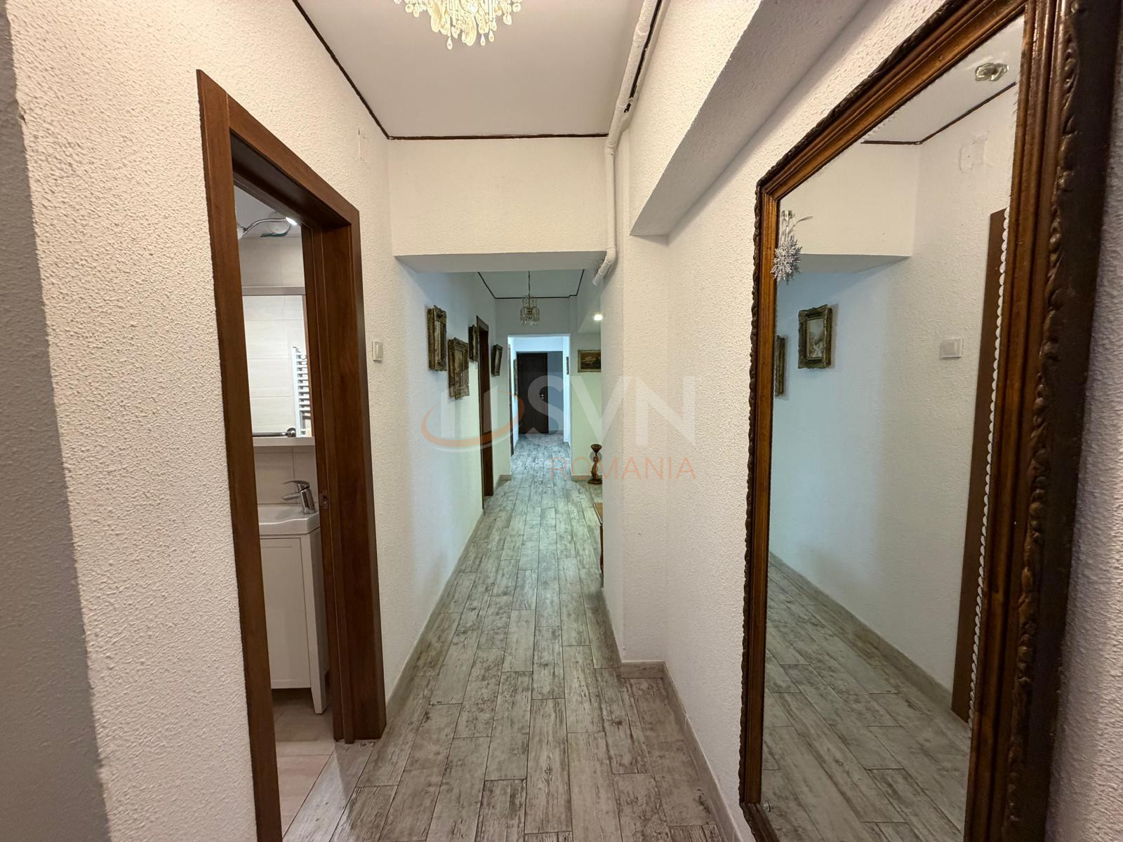 4 camere cu loc parcare exterior inclus Bucuresti/P-ta Unirii