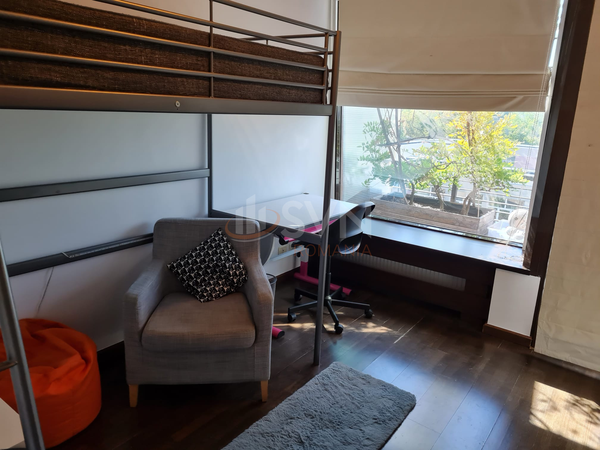 4 camere cu loc parcare exterior inclus Bucuresti/Piata Presei Libere