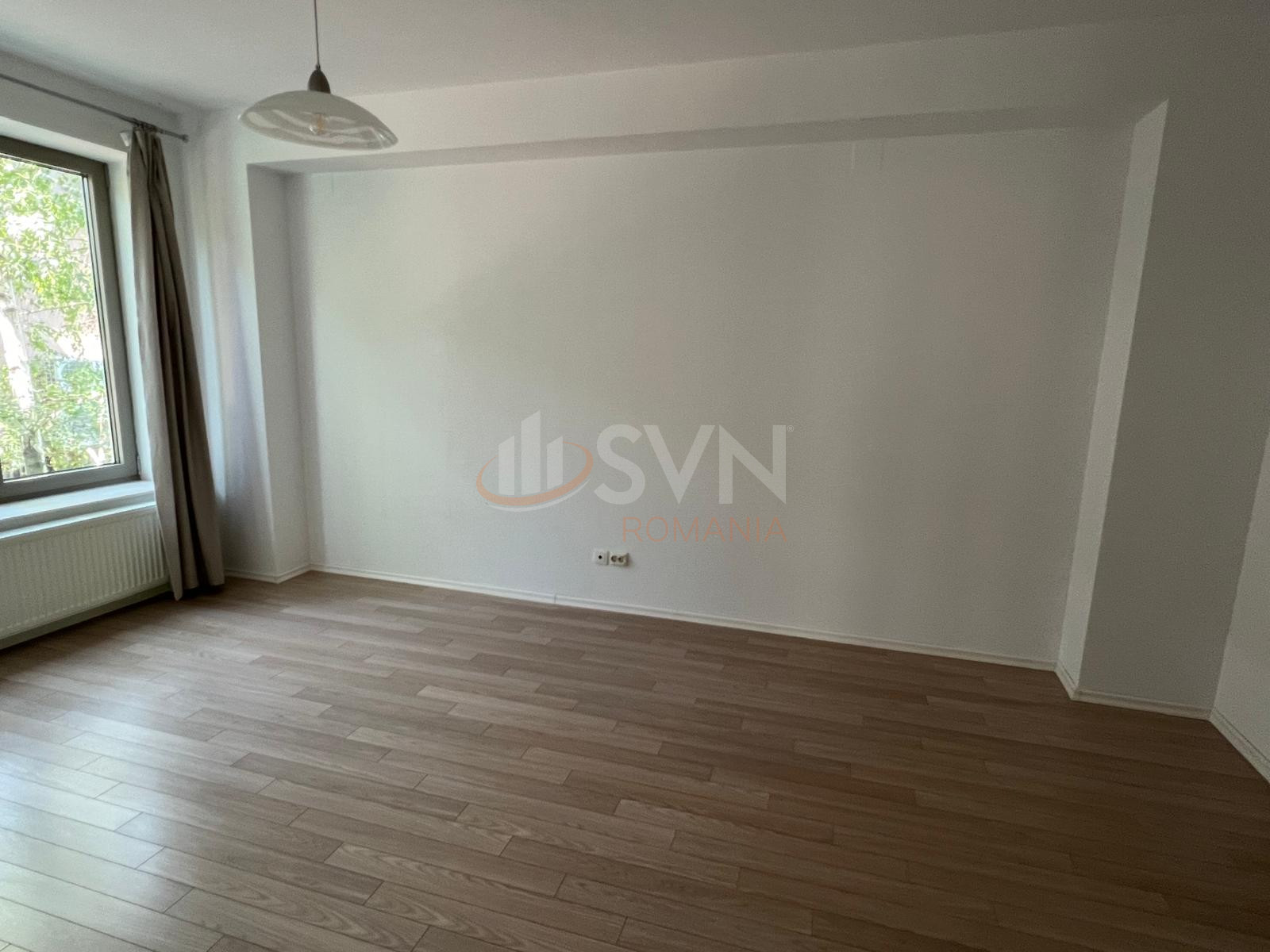 4 camere cu loc parcare exterior inclus Bucuresti/Baneasa