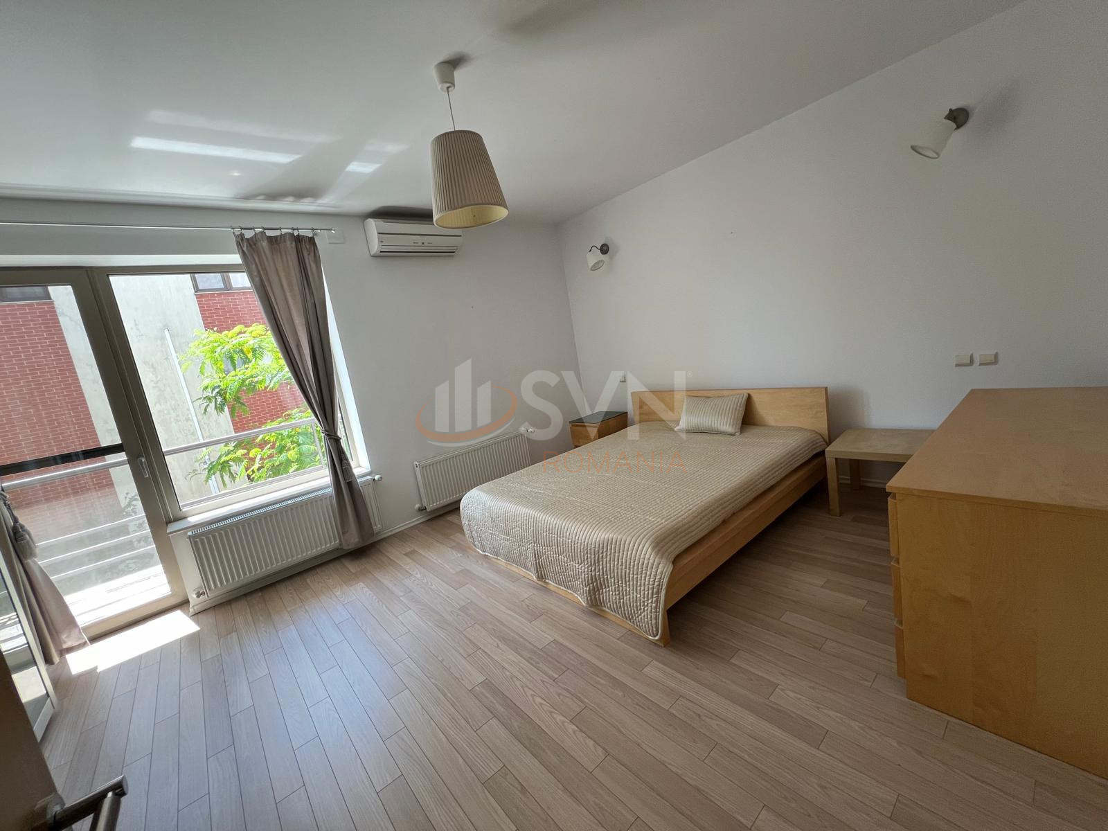 4 camere cu loc parcare exterior inclus Bucuresti/Baneasa