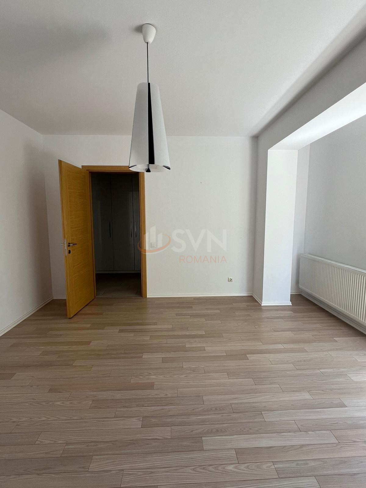 4 camere cu loc parcare exterior inclus Bucuresti/Baneasa