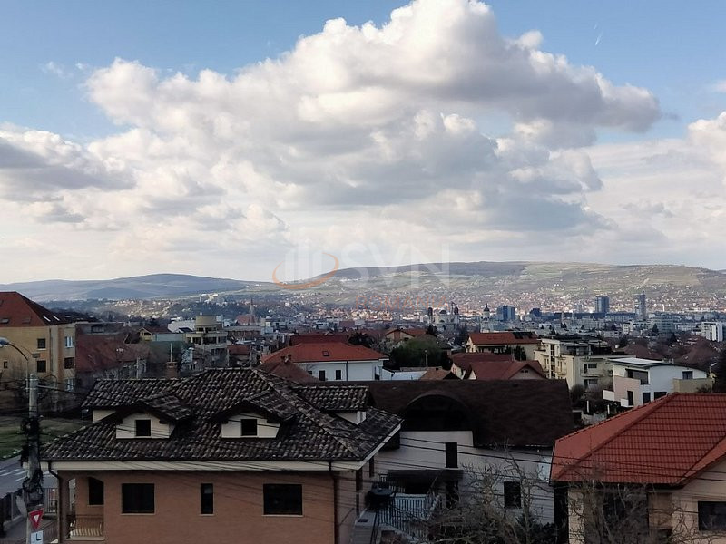 4 camere cu loc parcare exterior inclus Cluj/Andrei Muresanu