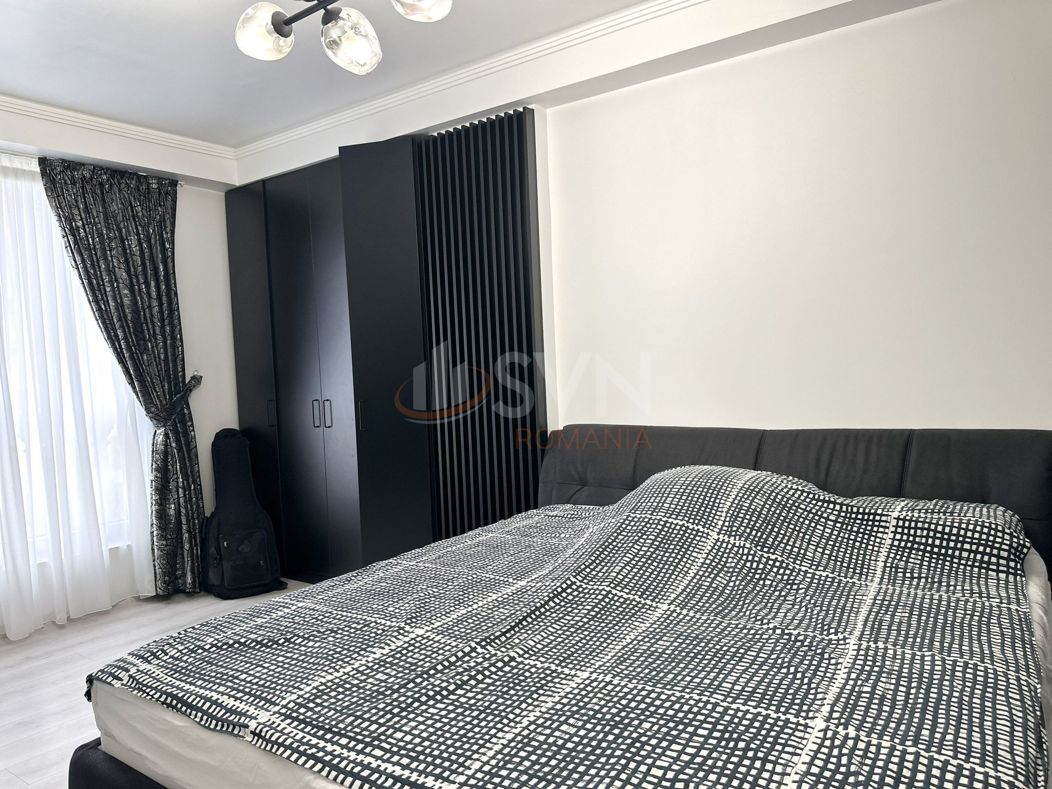 4 camere cu loc parcare exterior inclus Bucuresti/Herastrau