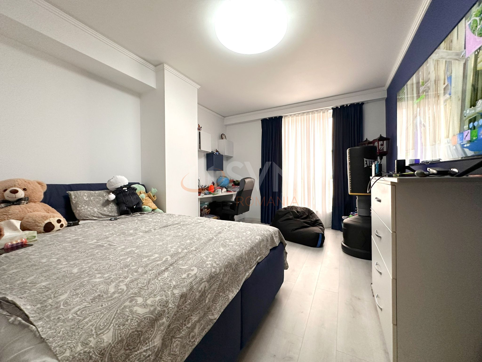 4 camere cu loc parcare exterior inclus Bucuresti/Herastrau