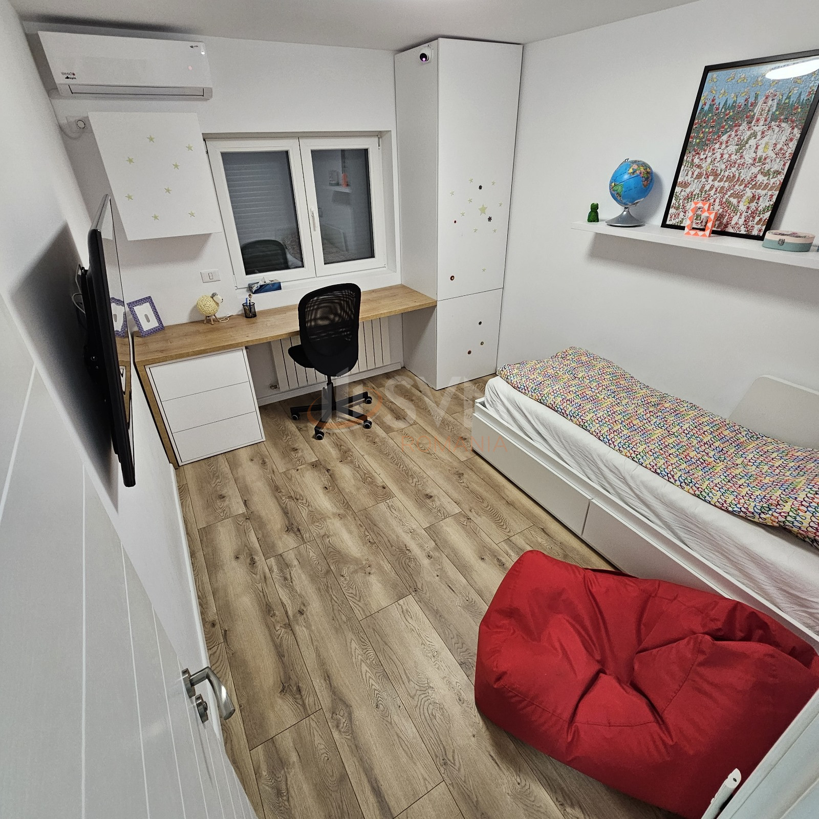 4 camere cu loc parcare exterior inclus Bucuresti/Herastrau