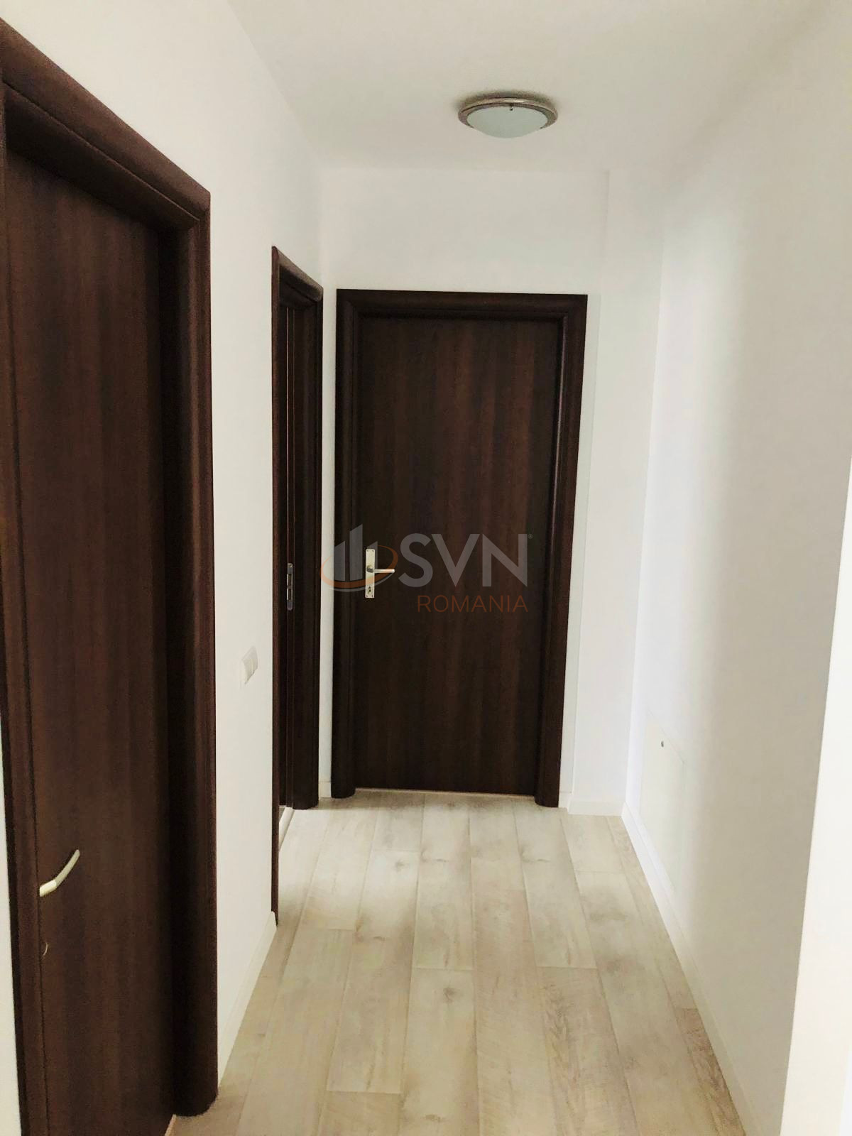 4 camere cu loc parcare exterior inclus Bucuresti/Baneasa