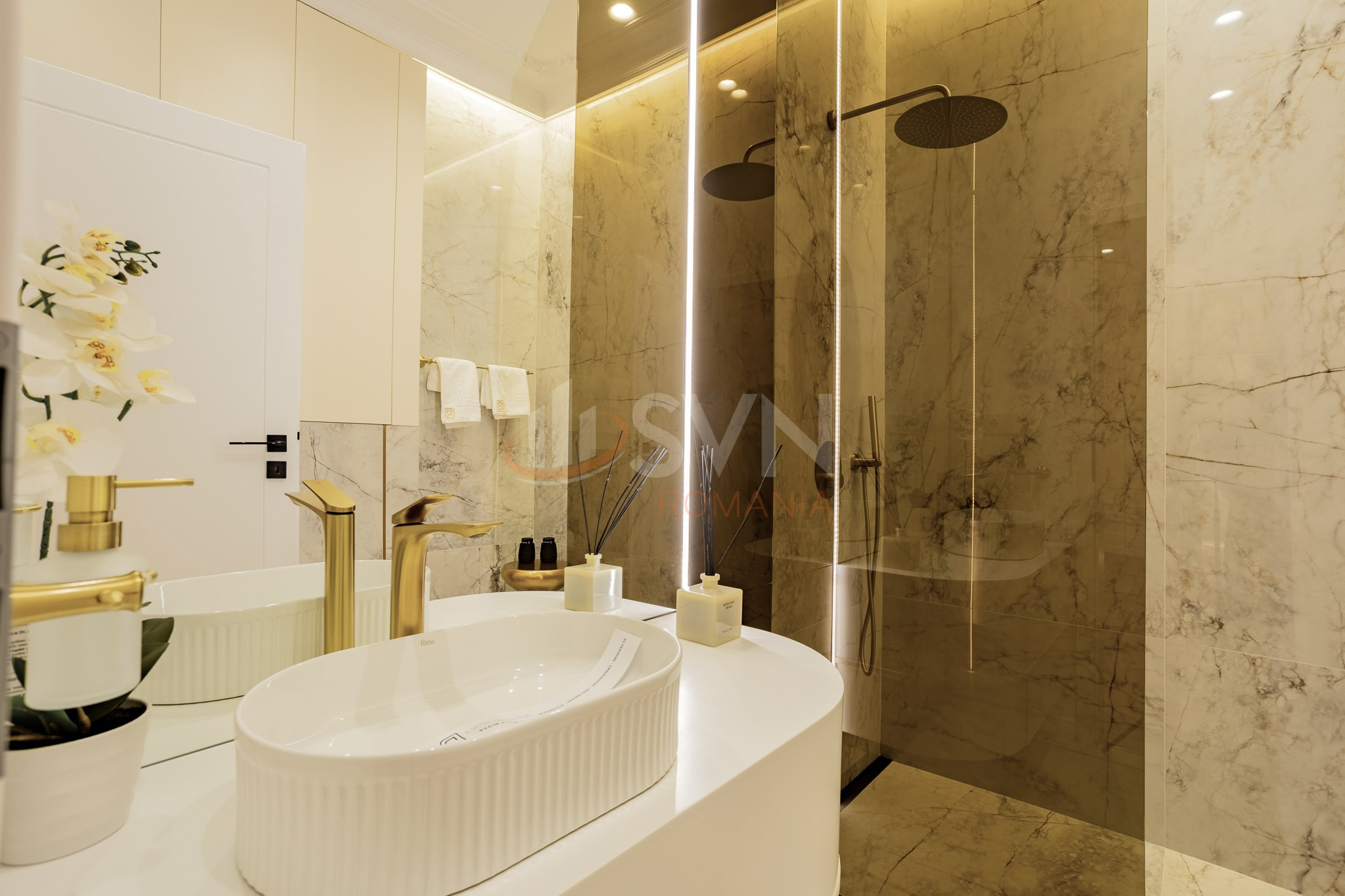 4 camere cu loc parcare exterior inclus Bucuresti/Berceni