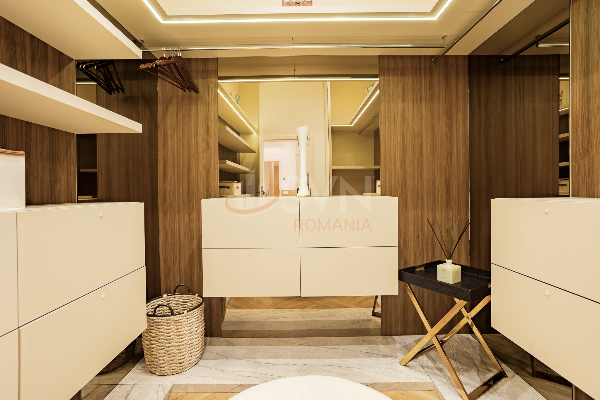 4 camere cu loc parcare exterior inclus Bucuresti/Berceni