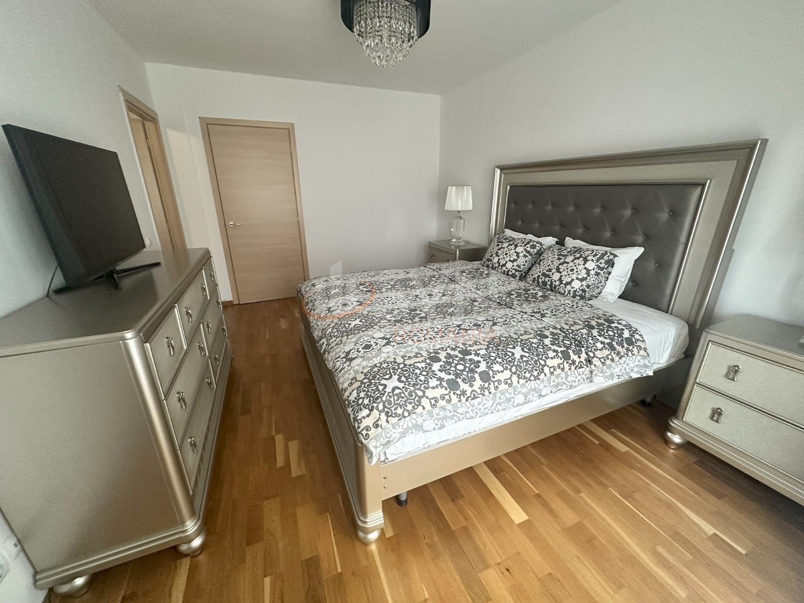 4 camere cu loc parcare subteran inclus Bucuresti/Baba Novac