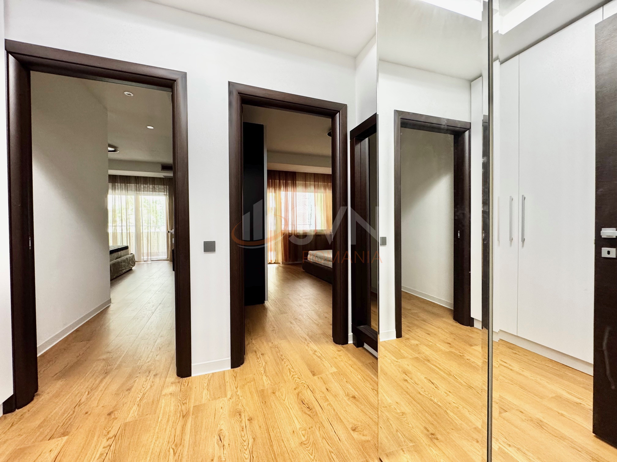 4 camere cu loc parcare subteran inclus Bucuresti/Herastrau