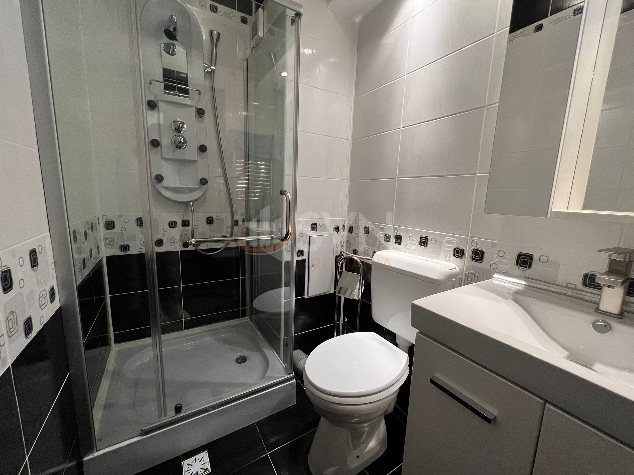 4 camere cu loc parcare subteran inclus Bucuresti/Sisesti