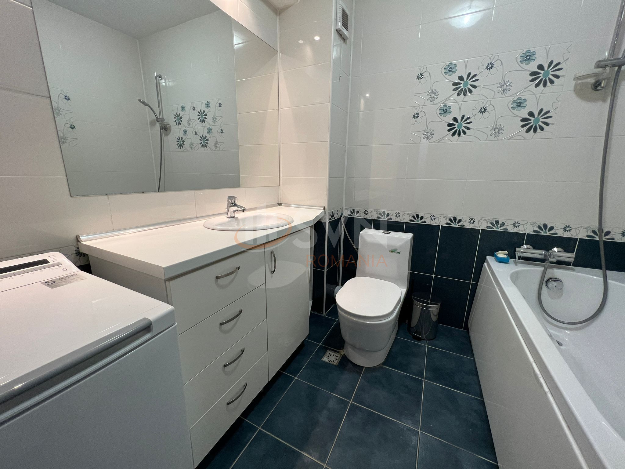 4 camere cu loc parcare subteran inclus Bucuresti/Sisesti