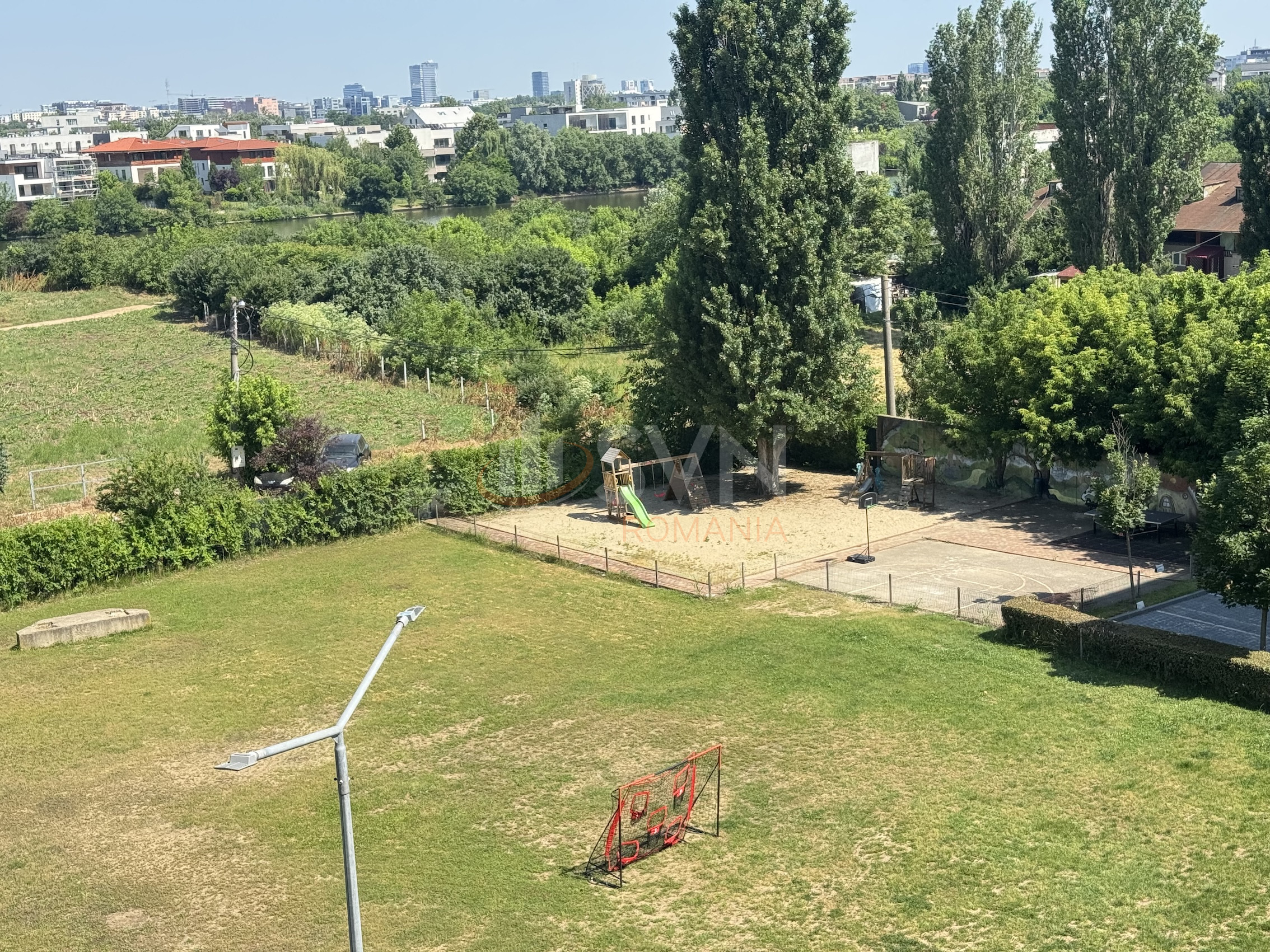 4 camere cu loc parcare subteran inclus Bucuresti/Sisesti