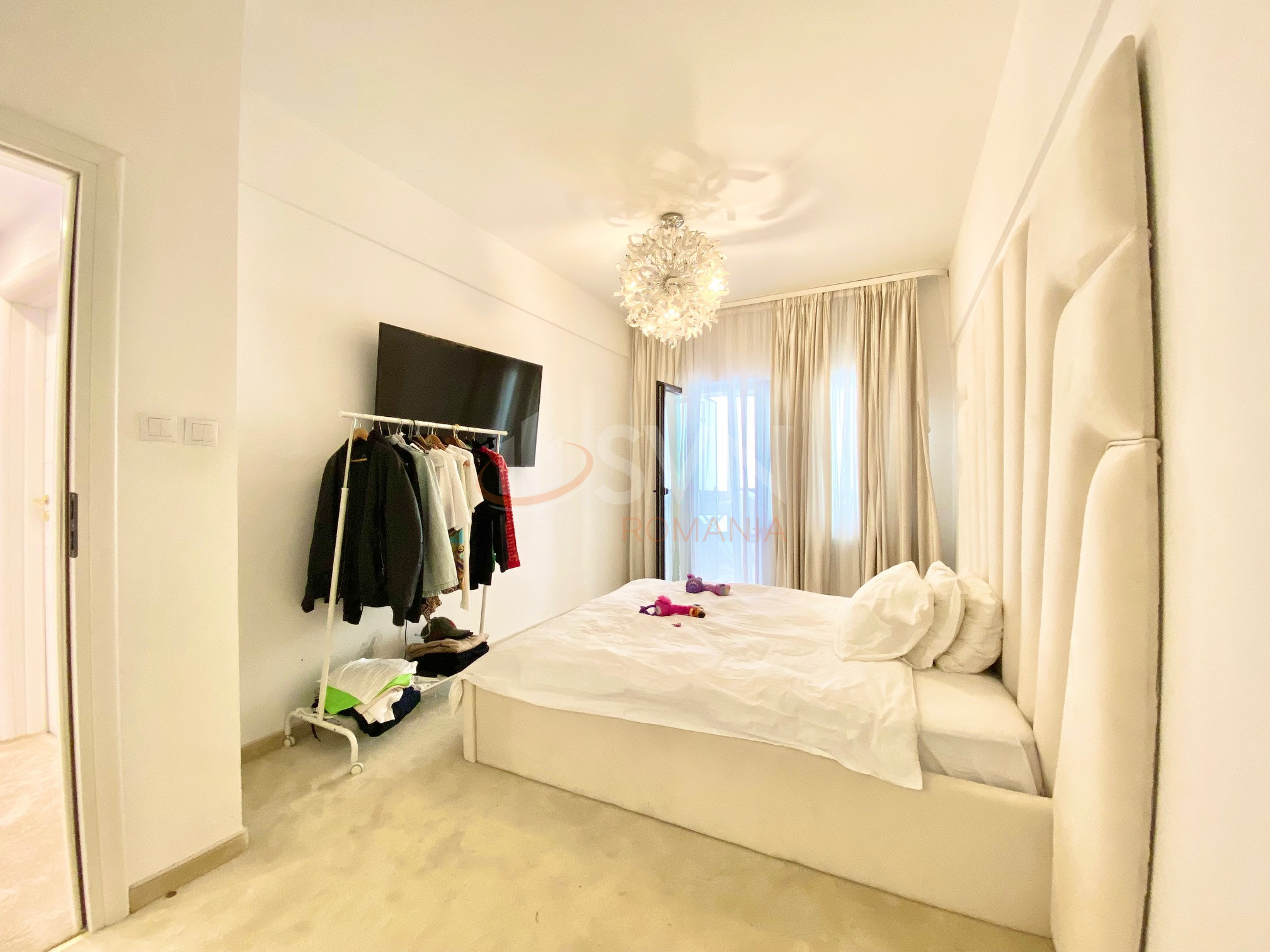 4 camere cu loc parcare subteran inclus Bucuresti/Herastrau