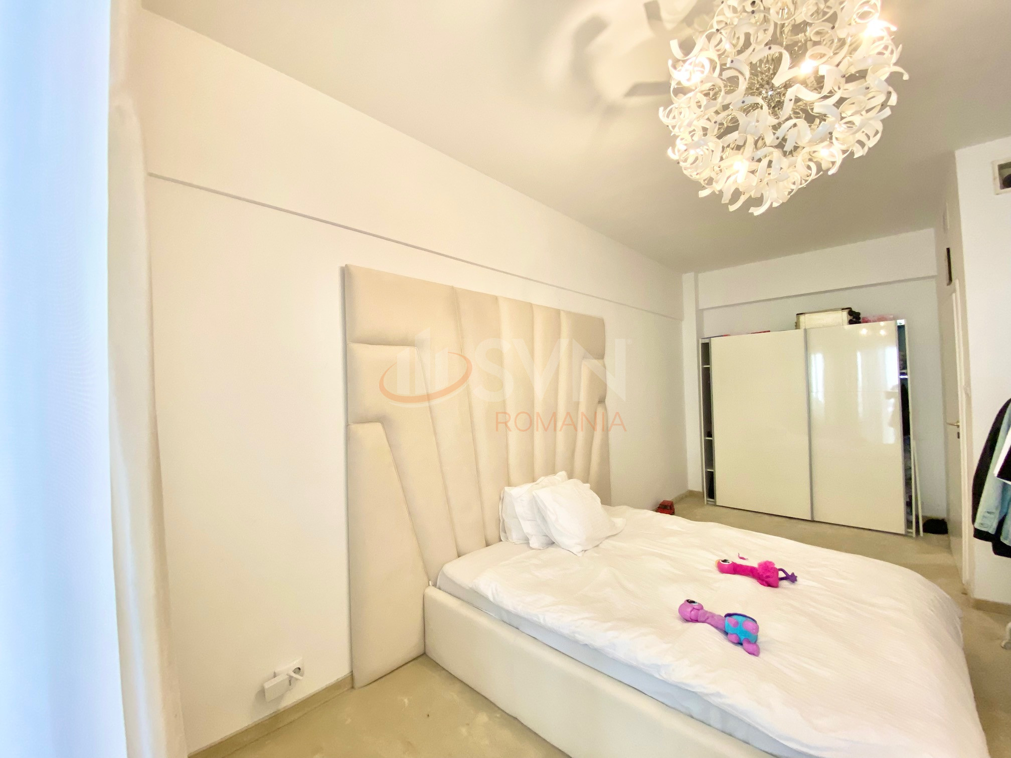 4 camere cu loc parcare subteran inclus Bucuresti/Herastrau