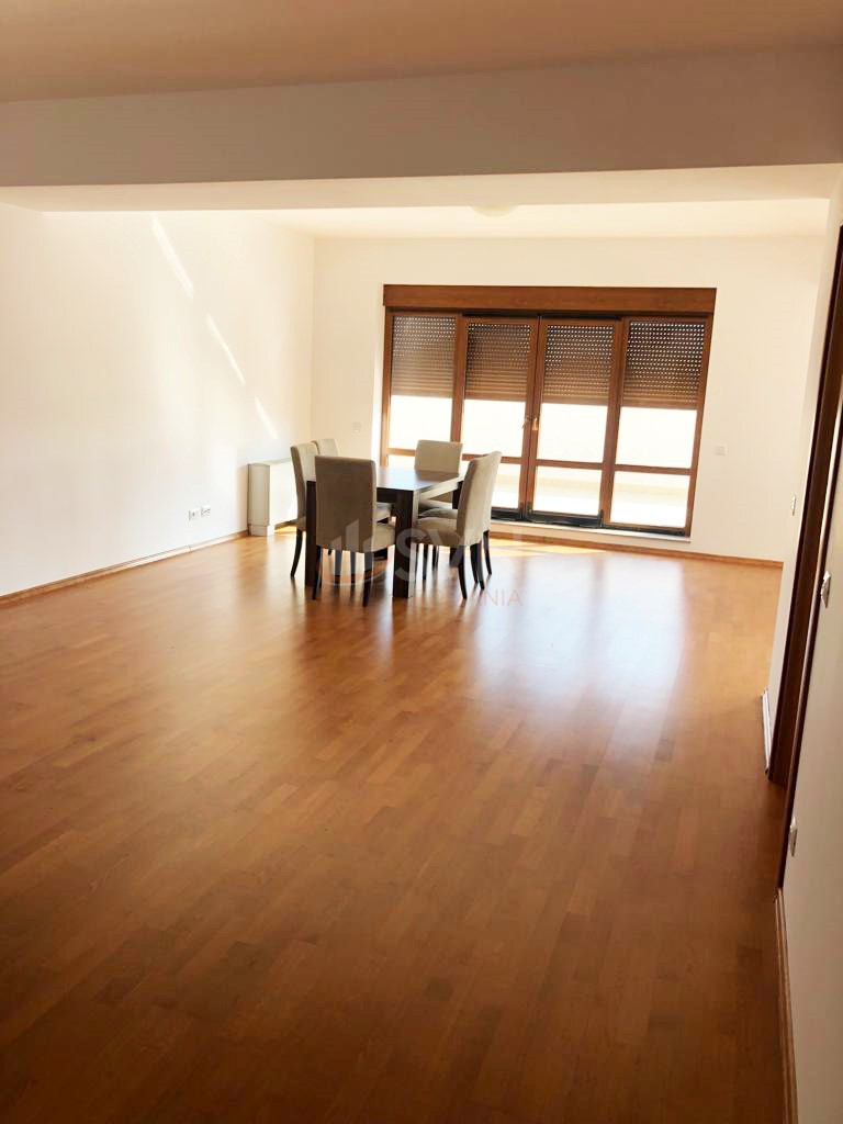 4 camere cu loc parcare subteran inclus Bucuresti/Aviatiei