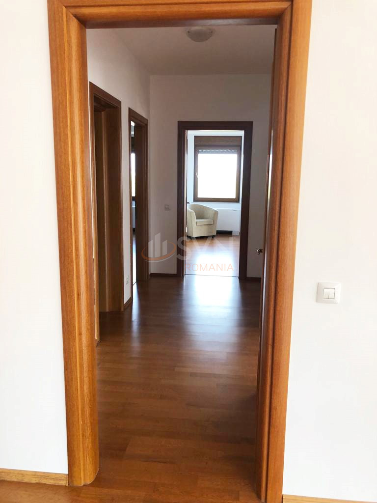 4 camere cu loc parcare subteran inclus Bucuresti/Aviatiei