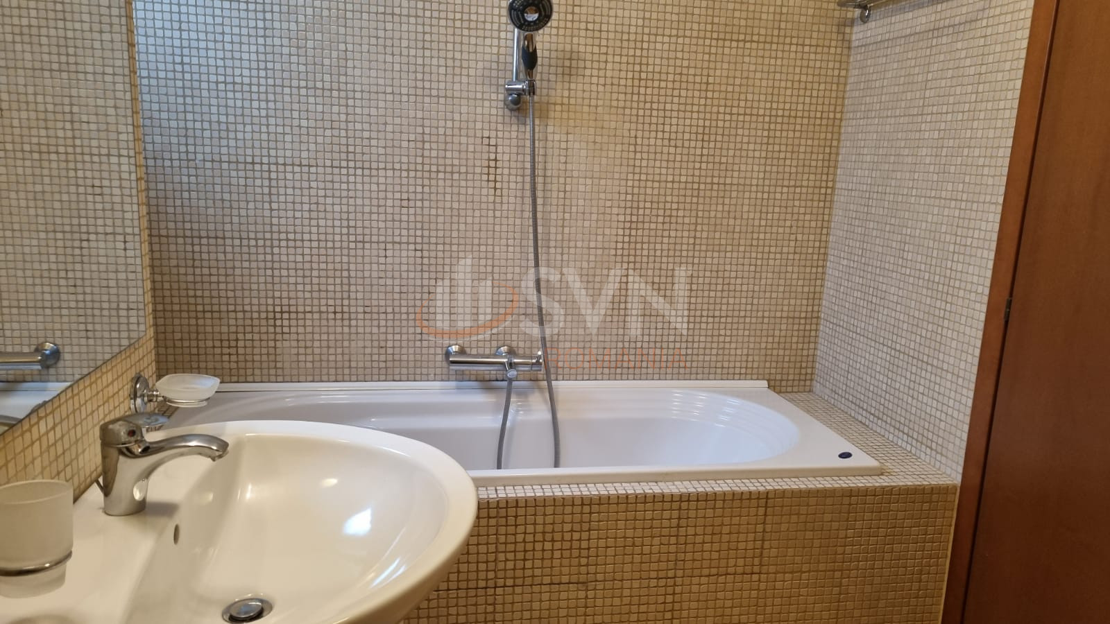 4 camere cu loc parcare subteran inclus Bucuresti/Aviatorilor