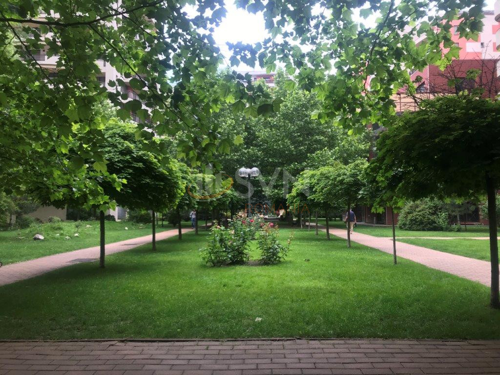 4 camere cu loc parcare subteran inclus Bucuresti/Stefan Cel Mare