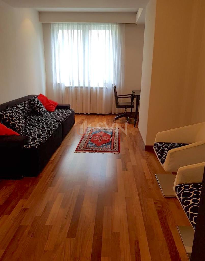 4 camere cu loc parcare subteran inclus Bucuresti/Herastrau