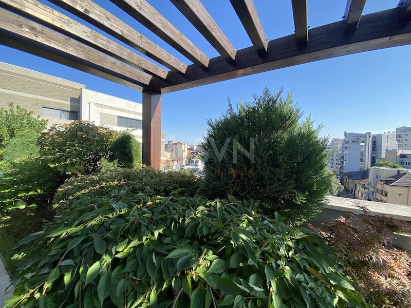 4 camere cu loc parcare subteran inclus Bucuresti/Piata Rosetti