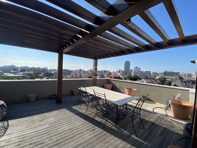 4 camere cu loc parcare subteran inclus Bucuresti/Piata Rosetti