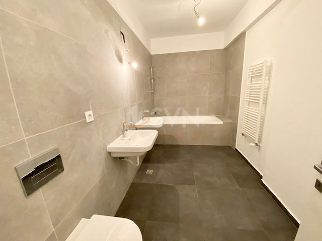 4 camere cu loc parcare subteran inclus Bucuresti/Herastrau