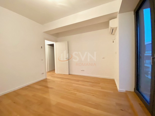 4 camere cu loc parcare subteran inclus Bucuresti/Herastrau