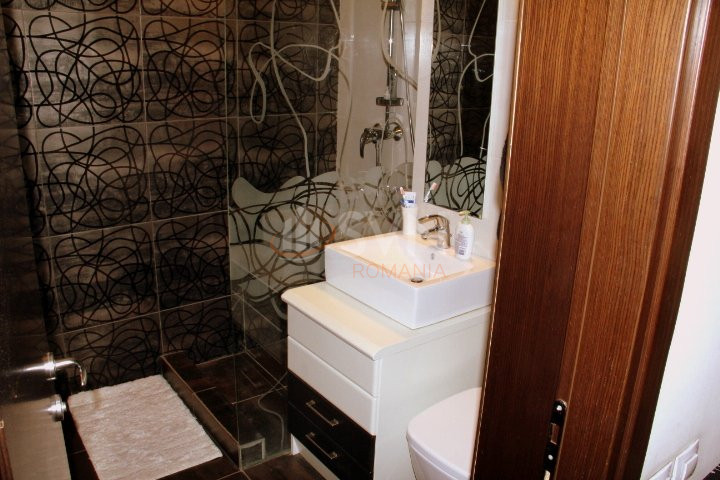 4 camere cu loc parcare subteran inclus Bucuresti/Piata Muncii