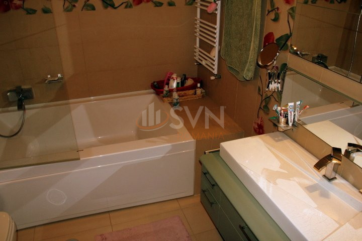4 camere cu loc parcare subteran inclus Bucuresti/Piata Muncii