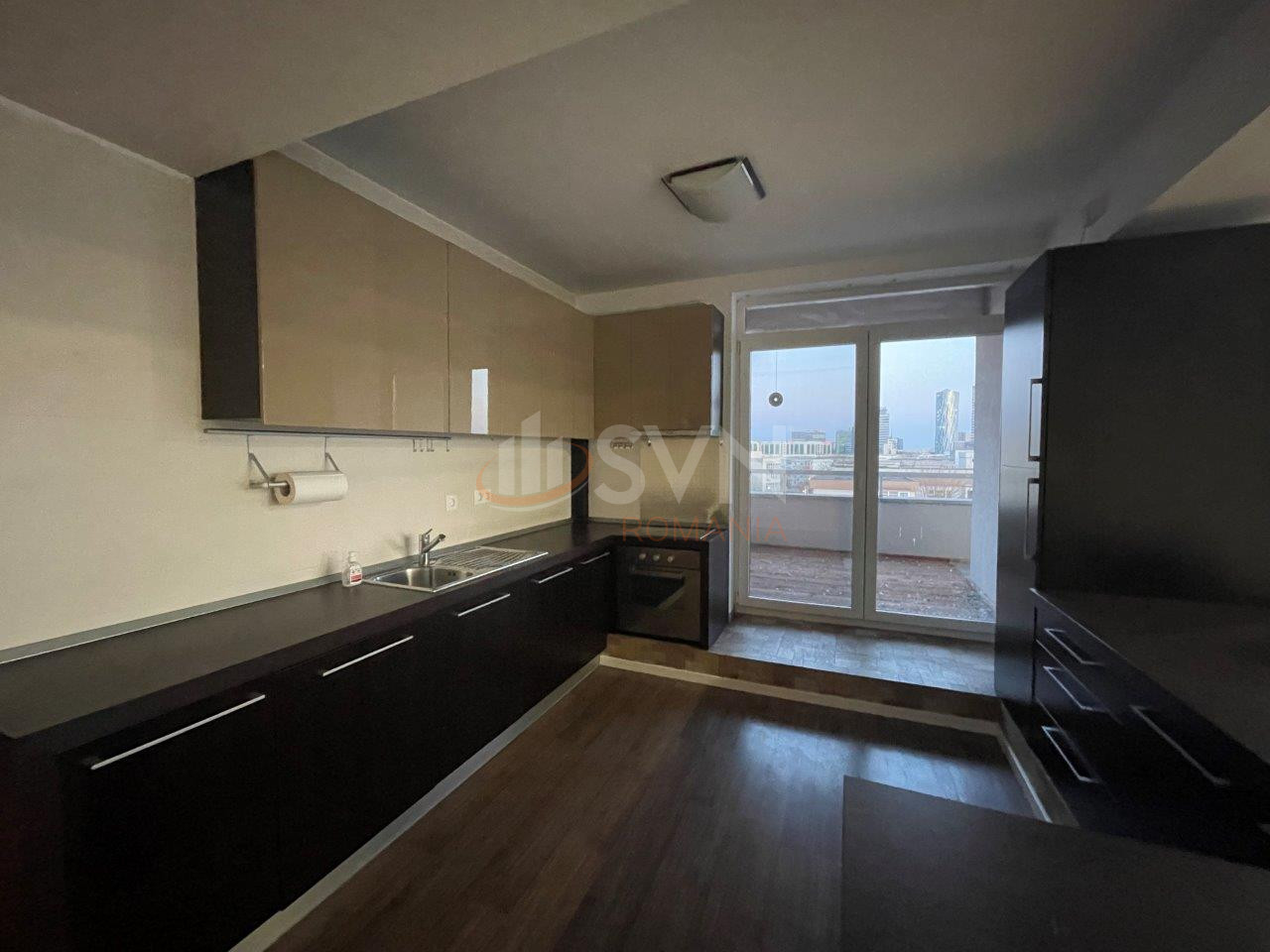 4 camere cu loc parcare subteran inclus Bucuresti/Aviatiei