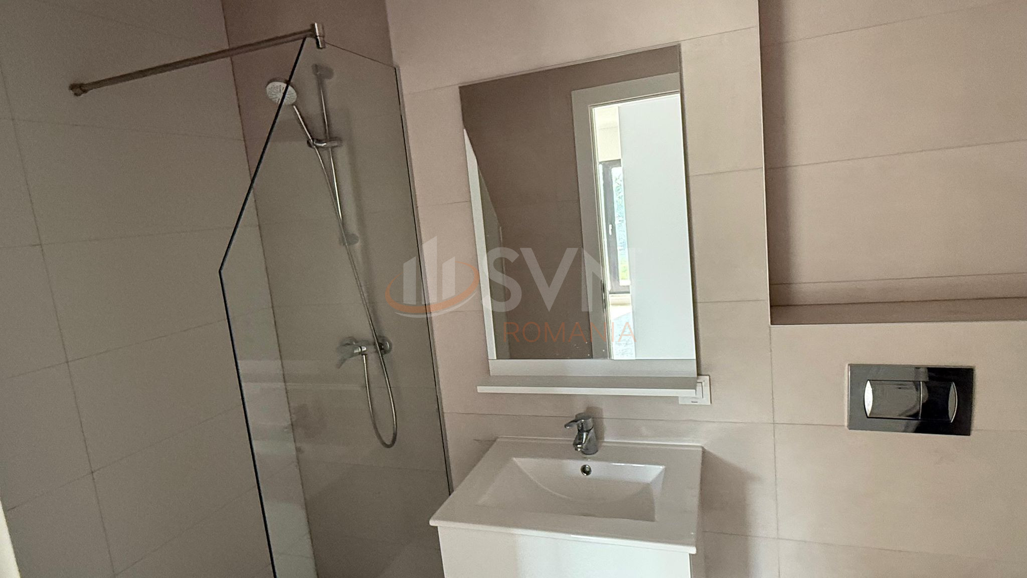 4 camere cu loc parcare subteran inclus Bucuresti/Pipera