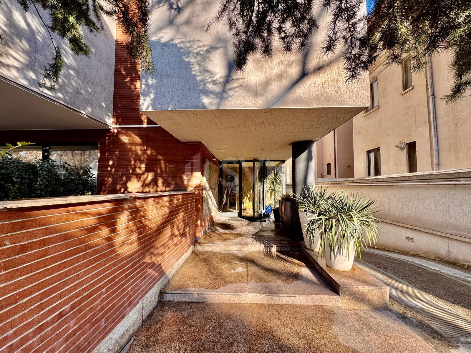 4 camere cu loc parcare subteran inclus Bucuresti/Capitale