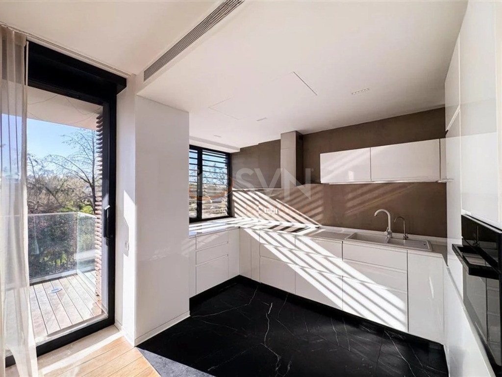 4 camere cu loc parcare subteran inclus Bucuresti/Primaverii