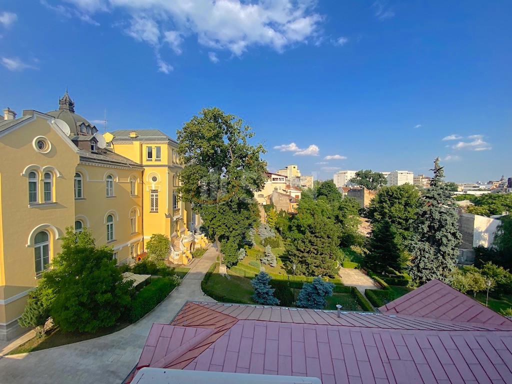 4 camere cu loc parcare subteran inclus Bucuresti/Cismigiu