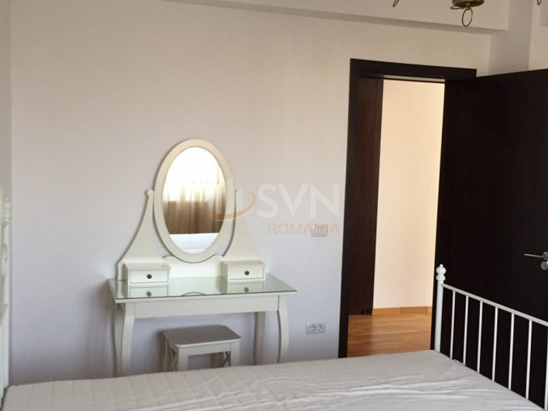 4 camere cu loc parcare subteran inclus Bucuresti/Herastrau