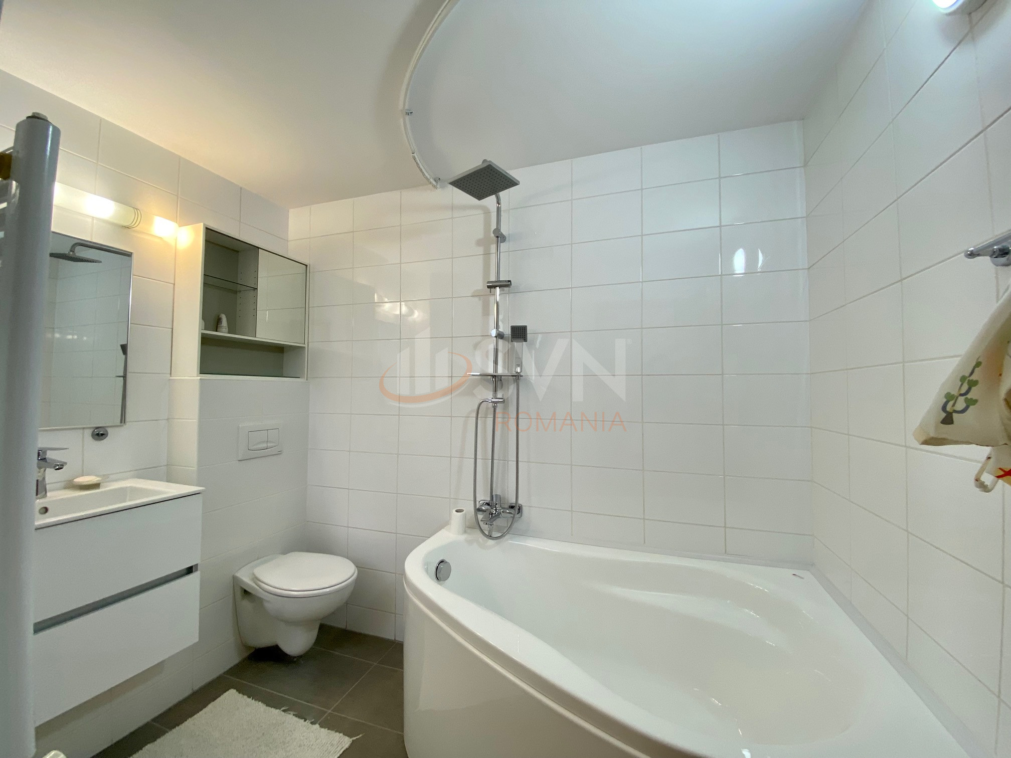 4 camere cu loc parcare subteran inclus Bucuresti/Herastrau