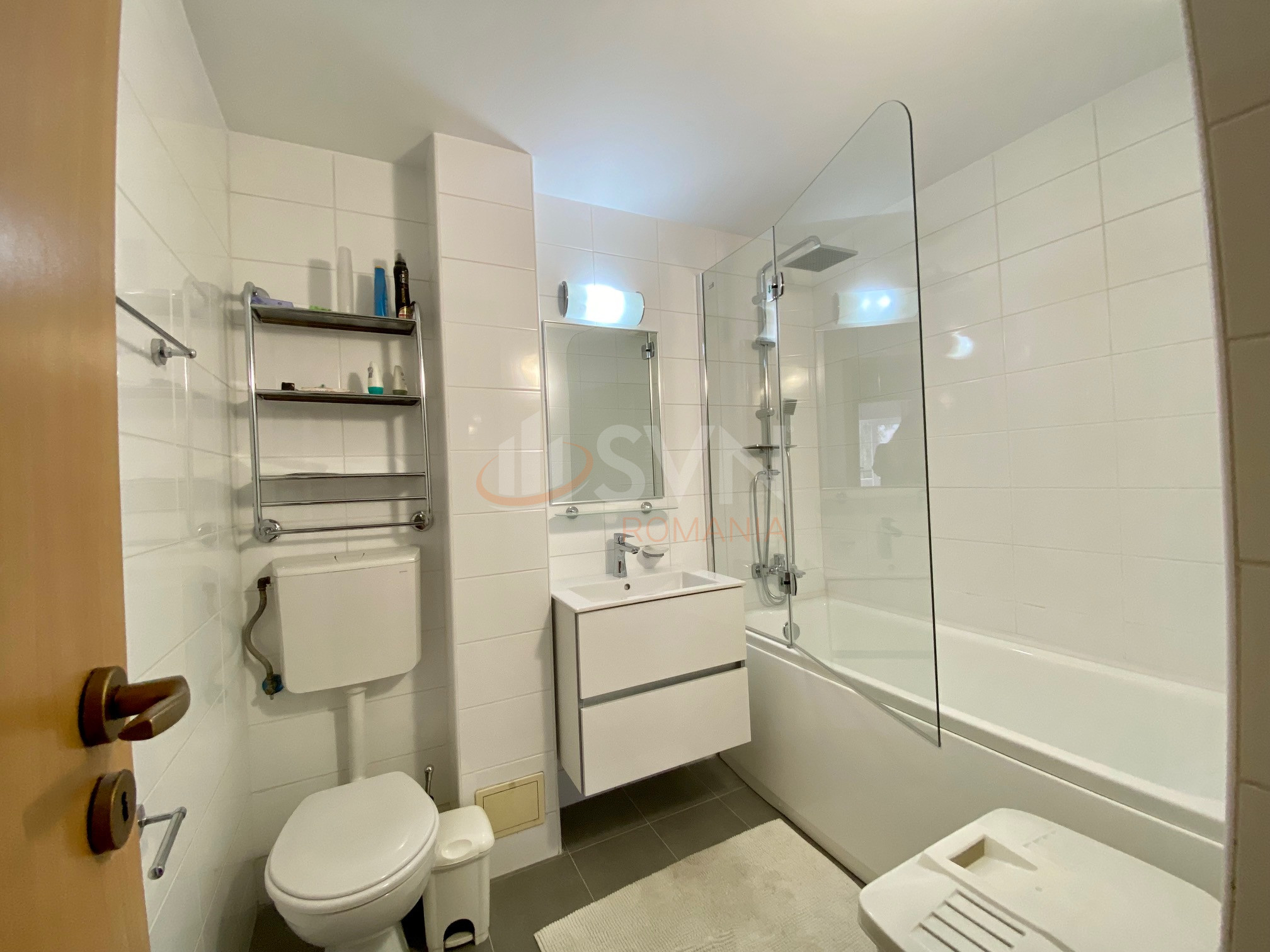 4 camere cu loc parcare subteran inclus Bucuresti/Herastrau