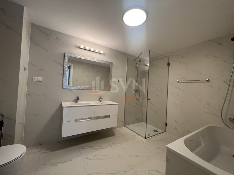4 camere cu loc parcare subteran inclus Bucuresti/Stefan Cel Mare