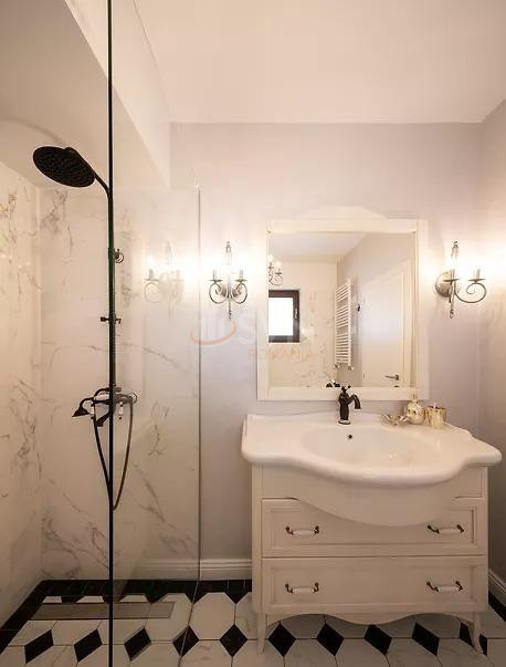 4 camere cu loc parcare subteran inclus Bucuresti/Domenii